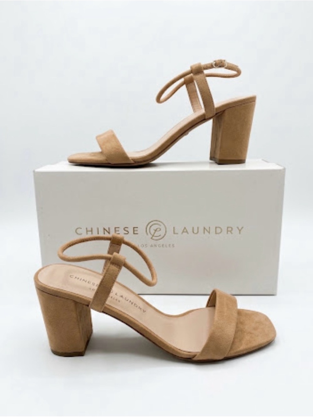Chinese Laundry Yummy Women's Block Heel Ankle Strap Sandals Size 8.5 EUC